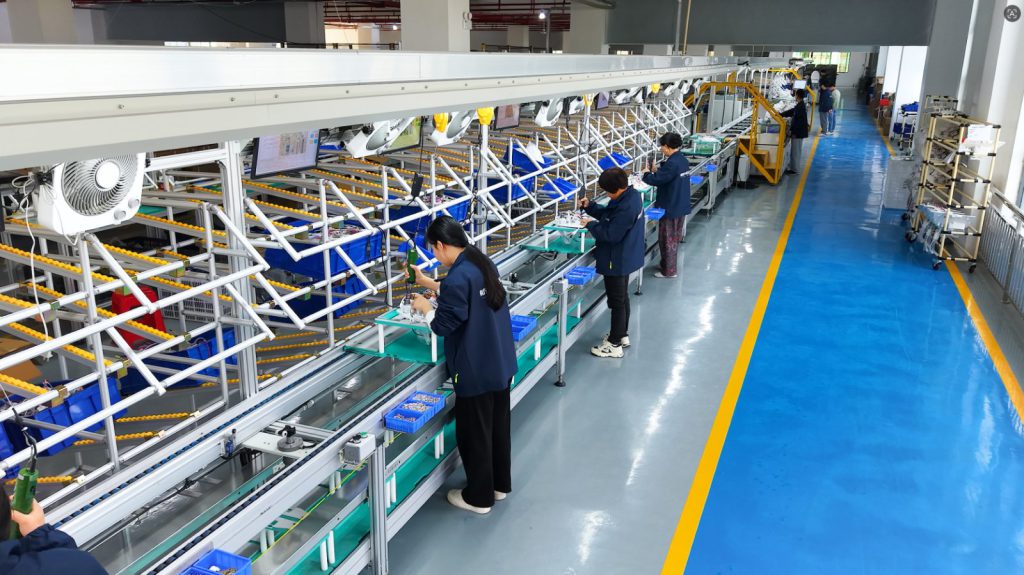 Export packing and carton staging before container loading=